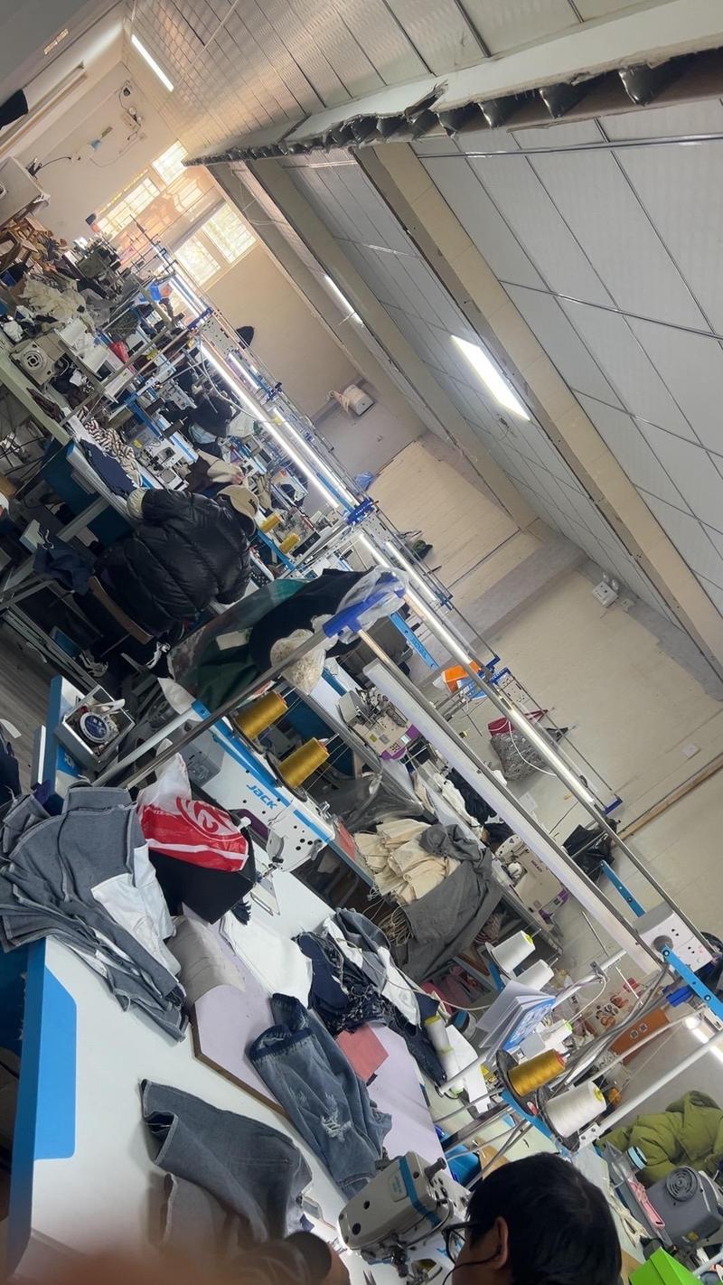 女神節快樂,祝我家的女神們永遠18歲,#帶你走進服裝廠 #工廠實拍視頻